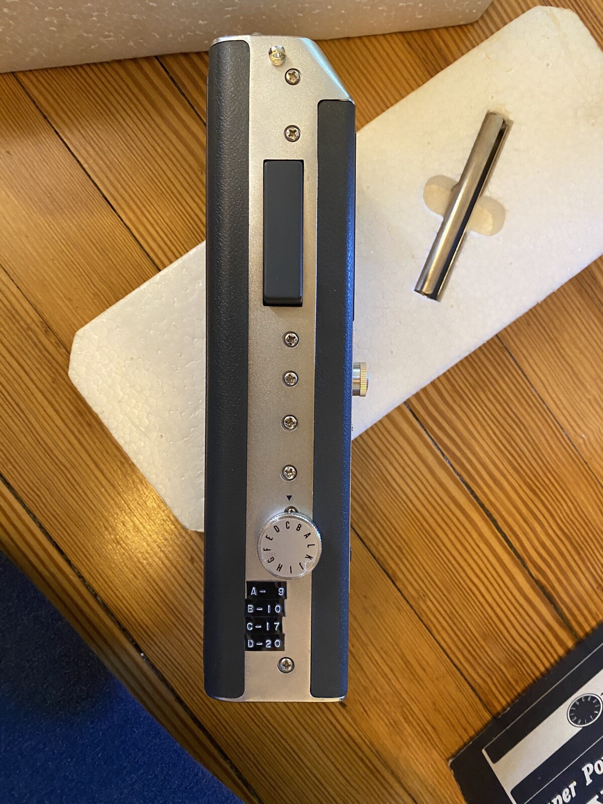 Picture 4 of 8