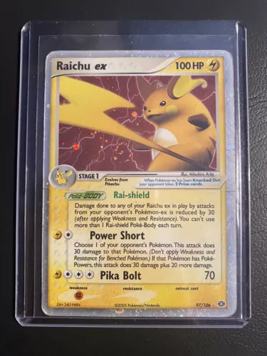 Rare Pokemon RAICHU EX HOLO ULTRA  EX EMERALD 97/106