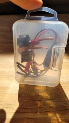 Brushless Motor EMAX MT 1806   2280KV ESC: EMAX BLHeli 12A. 