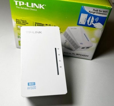 TP-LINK TL-WPA4220 500 Mbps 2 Ports, 300Mbps Powerline Wi-Fi Adapter