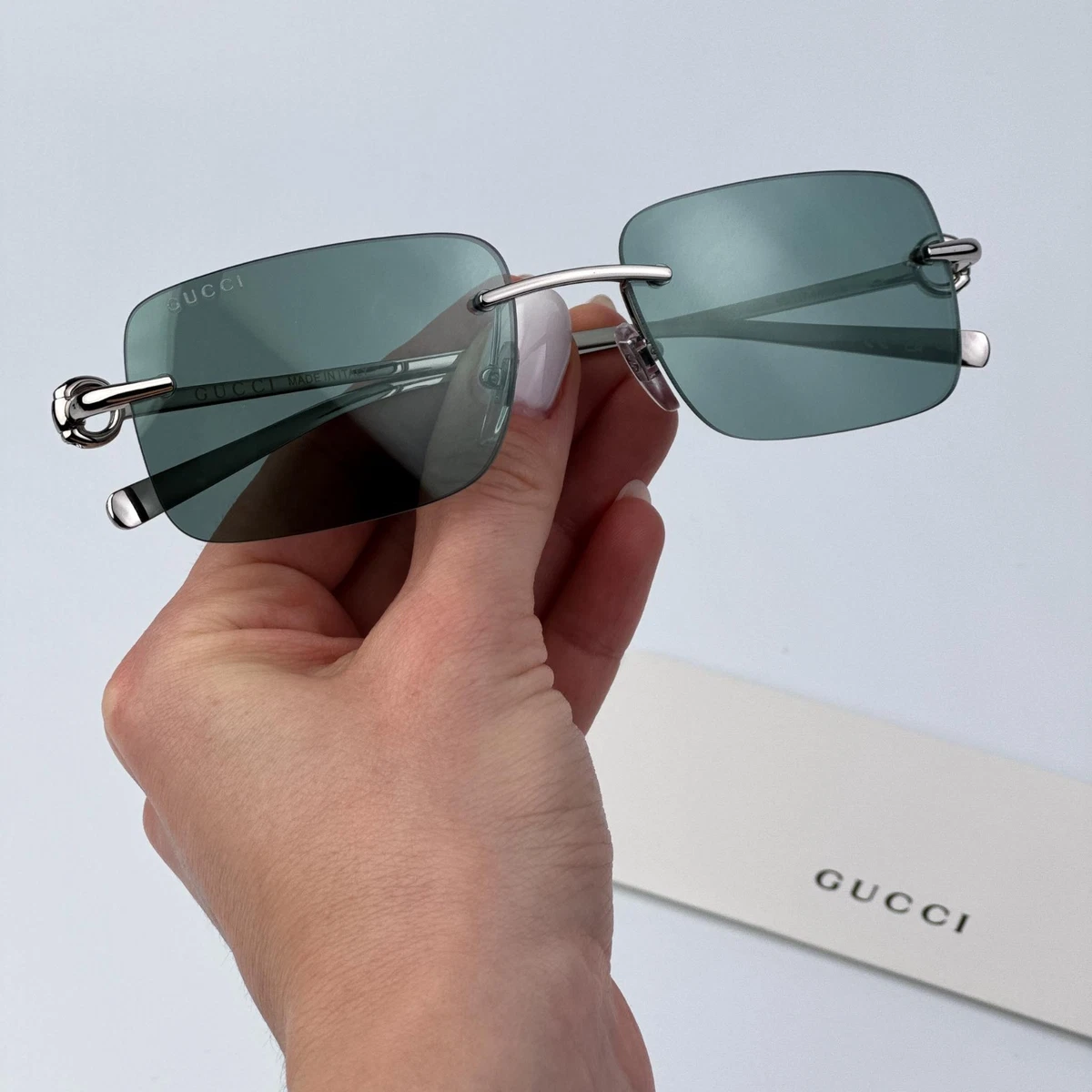 Gucci oversized sunglasses with silver glitter arms Gucci Sunglasses GG1779S 009 Black Black Strass - eye-oo.com main image 3