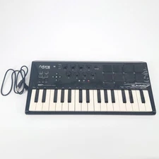 M-Audio Axiom Air Mini 32 Electronic MIDI Keyboard - Tested and Working w Cable