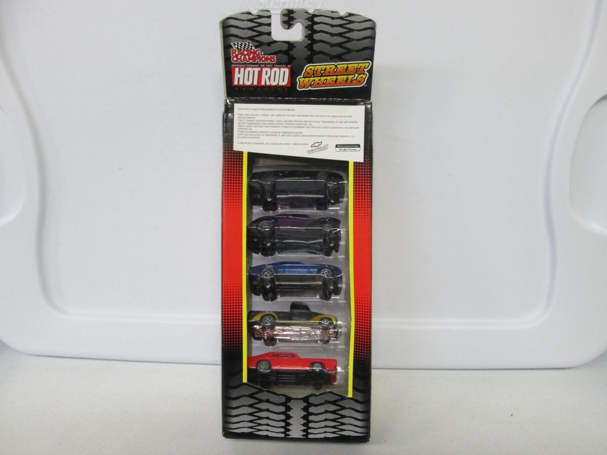 RACING CHAMPIONS HOT ROD 5パック 2個セット Racing Champions 5 Pack Street Wheels Hot Rod w/Camaro