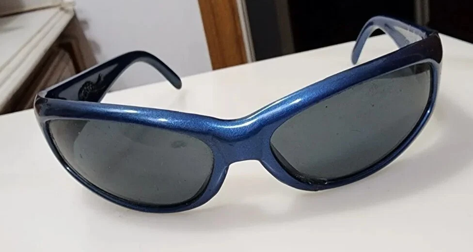 Arnette Vintage Catfish Sunglasses, Metallic Dark blue small defects on  frame