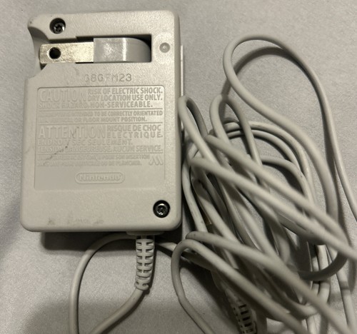 Genuine Nintendo WAP-002 (USA) AC Adapter 3DS/2DS/3DS XL/3DS/DSi XL - Picture 3 of 3