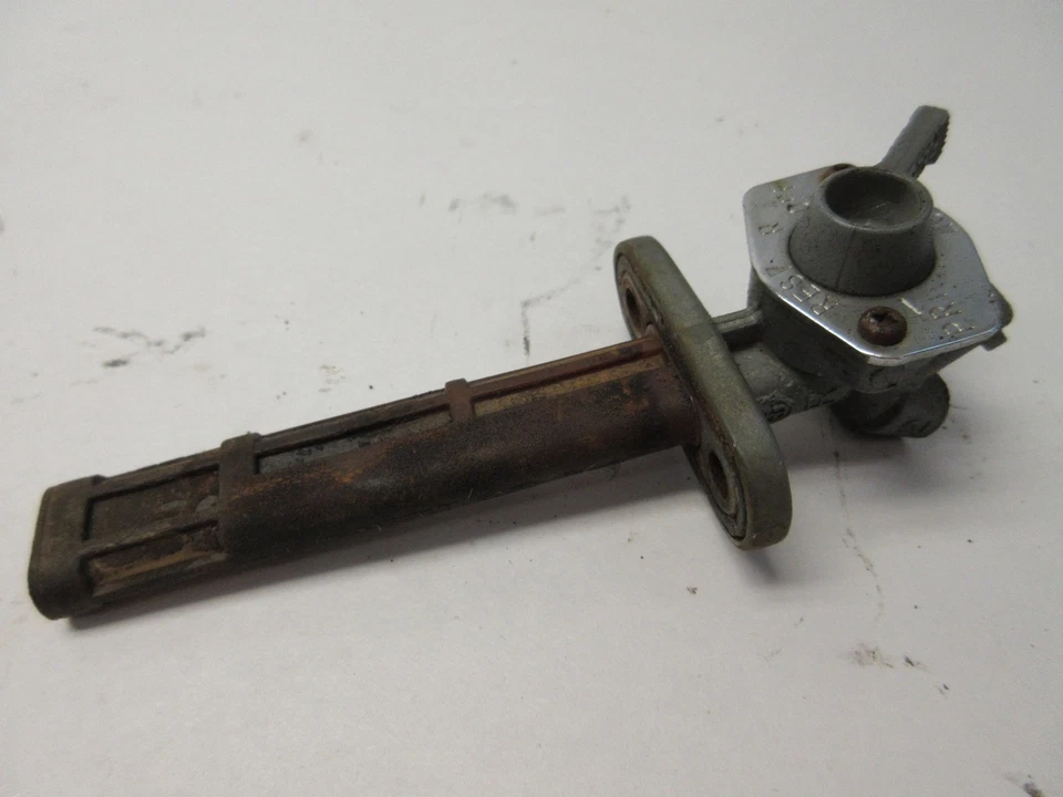 Yamaha XS1100 XS 1100 1980 válvula de cierre de llave de combustible Foto 3 de 4