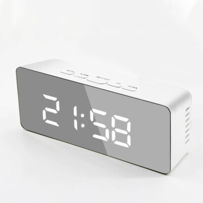INF Digitalwecker Mit Spiegel - Moderne Tischuhr Mit LED Display & USB Ladefunktion