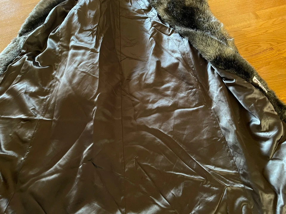 复古 Dee Dee Deb 女式长人造毛皮大衣 2 钩前尺寸 S/M — 第 3/4 张图片