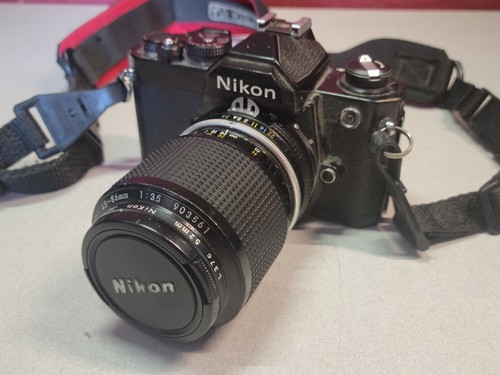 Nikon FM 35mm SLR Film Camera Body Black Nikkor w/ 43-86mm 3.5 Lens - Picture 2 of 6