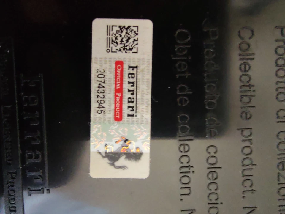 Ferrari 458 Italia 2009 Official Product Maisto 1:24 1/24 Die cast - Immagine 2 di 4