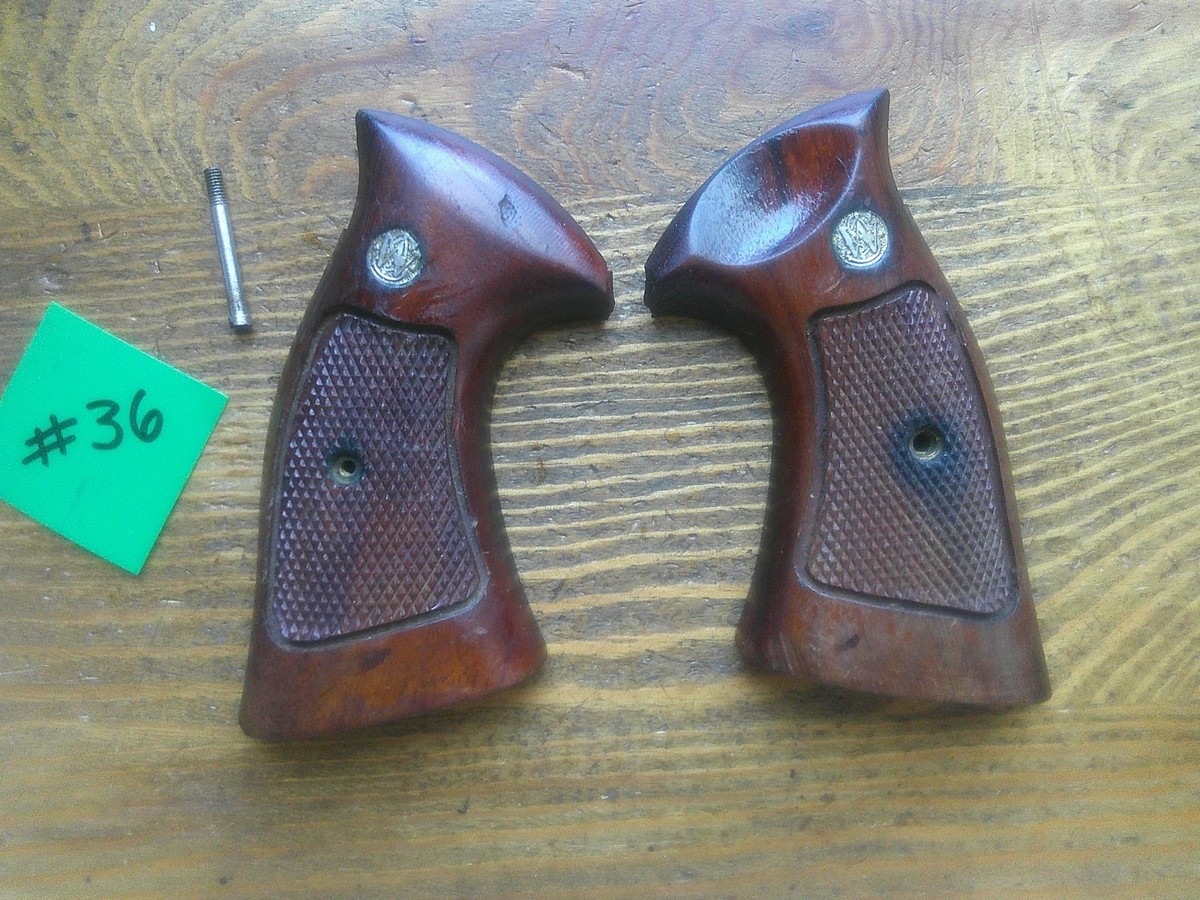 SMITH & WESSON Factory Target Grips K / L Frame 19 15 64 66