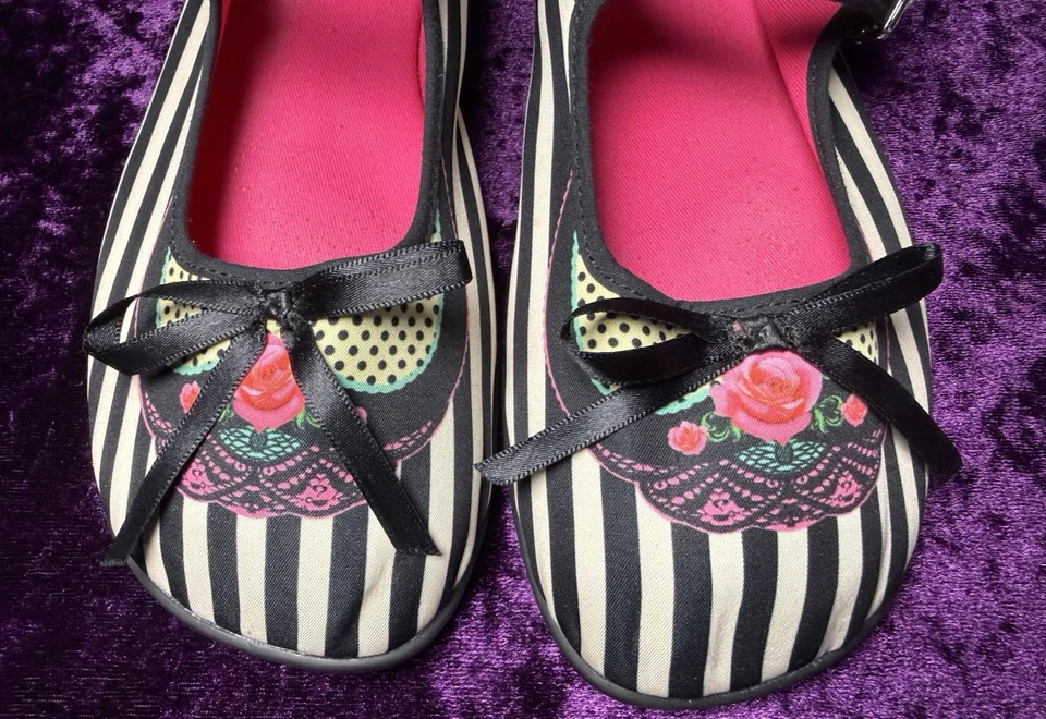 CHOCOLATICAS Mary Jane Rayas Talla 39 EE. UU. 9 Diseño Chocolate Caliente Lazo Puntos Encaje Foto 2 de 4