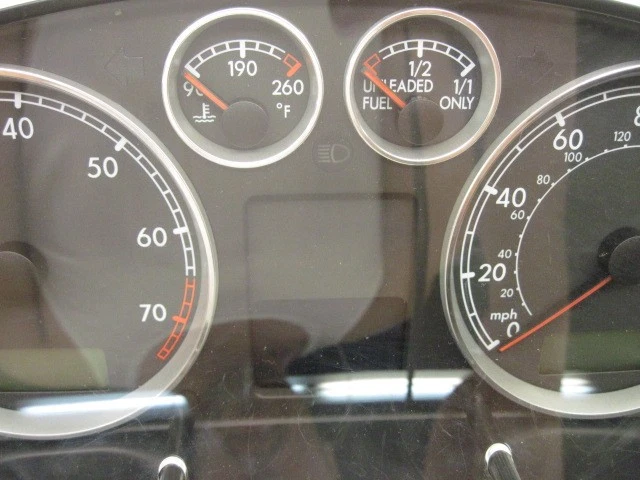 Used Speedometer Gauge fits: 2002 Volkswagen Passat cluster 160 MPH w/o plant ID - Image 3 of 4