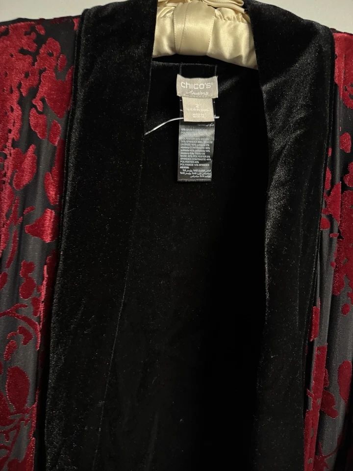 Chico’s 双面天鹅绒和服旅行者尺寸 2 12/14 红色黑色倦怠花卉 — 第 3/4 张图片