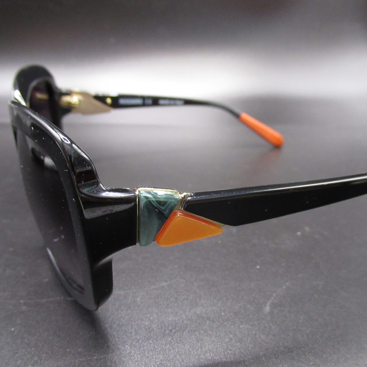 Missoni , Italy MI837S02 56-21 135 AZ Missoni Sunglasses MI837S01 Womens Black Square Gradient  main image 3