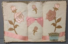 Vtg NOS Royal Treasure Pink Gold Rose Floral Bath Towel Washcloth Set in Box USA