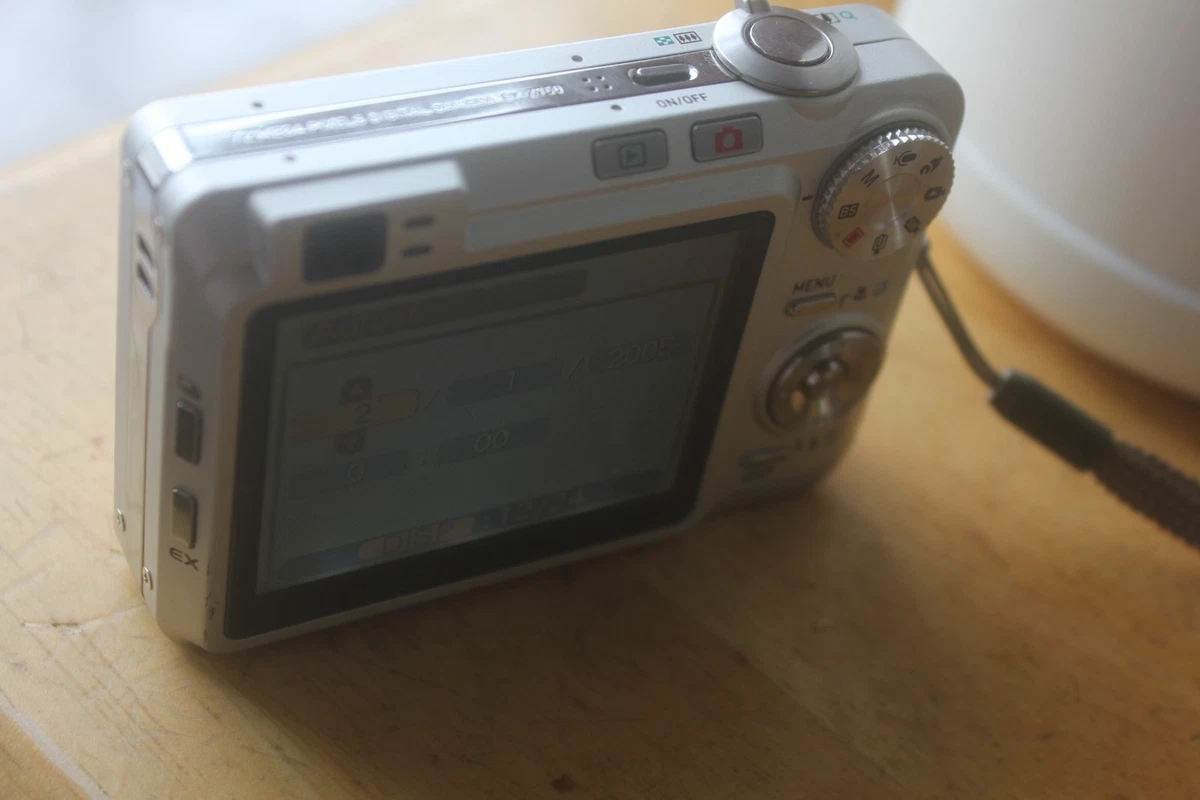 デジタルカメラ CASIO EX-Z750#777 Preços baixos em Câmeras digitais Casio Exilim EX-Z750 7-7.9MP | eBay