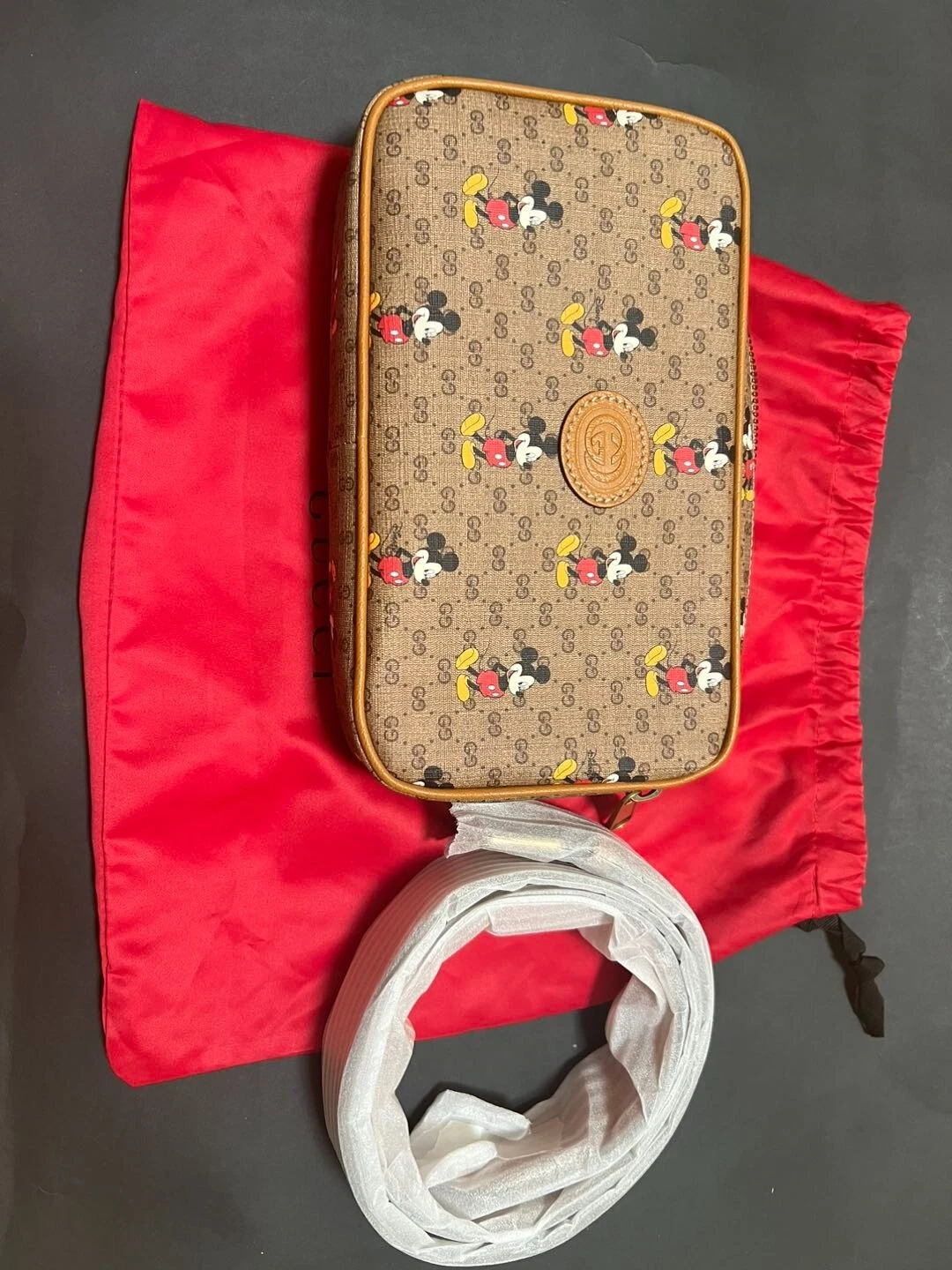 sac ceinture gucci disney