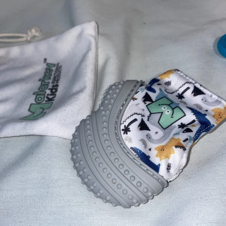 Malarkey Kid Munch Mitt Baby Teething Mitten Gloves Silicone - Image 2 of 3