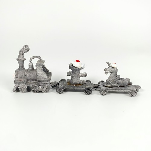 Raro Vintage Años 70 MSR 3 piezas Miniatura Peltre Navidad TREN DE LA LIBERTAD - Oso Unicornio - Imagen 5 de 12