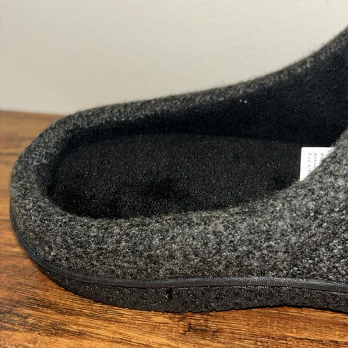 NEW Isotoner Men’s Memory Foam Hoodback Slippers, Size Medium (8-9), Black - Picture 16 of 24