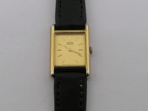 Vintage Seiko Tank Ladies Watch Gold Tone 2Y00-5479 Working New Battery
