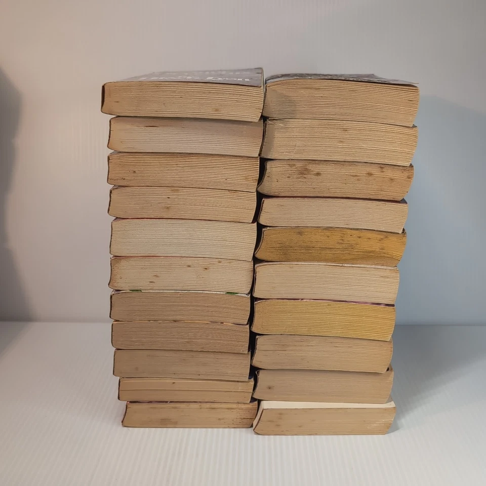 Jude Deveraux Montgomery Series Book 1-20 24 Paperback Historical Romance 21x - Image 2 of 4