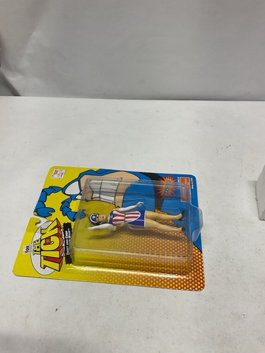 The Tick Twist and Chop American Maid 1995 Bandai Action Figure NEW 2631 - Picture 3 of 7
