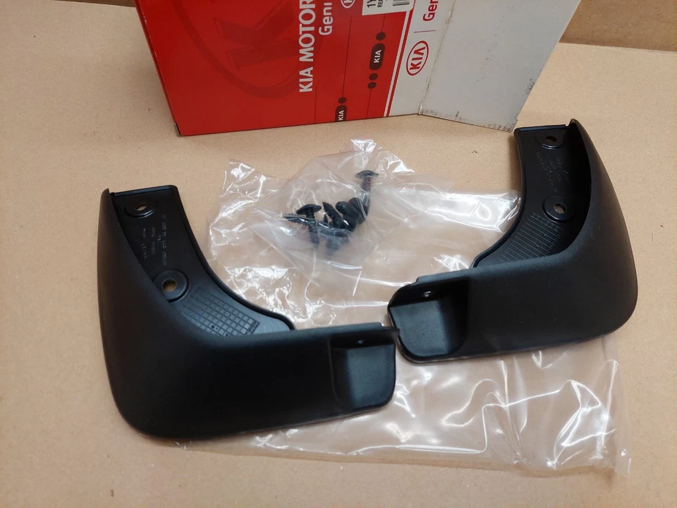 Kia Picanto Rear Mud Flaps Splash Guard Kit 2015-2016 1YF46AC500 Genuine NEW OEM - Image 3 of 4