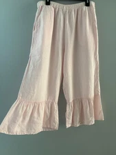 Match Point Linen Cropped Pants Size Medium Pink Ruffle Hem Lagenlook Coastal