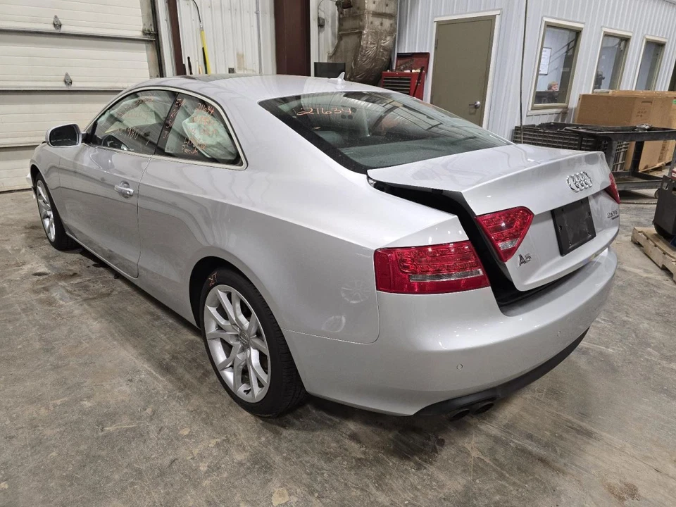 08-17 AUDI A5 QUATTRO Cuarto de ventana lateral pasajero E827385 Foto 3 de 4