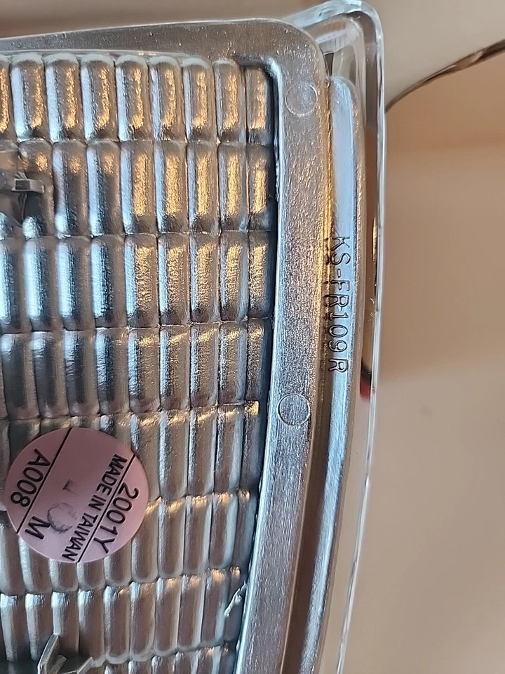 Lámpara marcadora lateral izquierda Ford Bronco 1992-1994 ojos de águila Foto 4 de 4