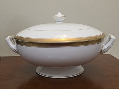 Royal Worcester Terrine Gemüseschale Davenham Goldrand Fine Bone China Retired