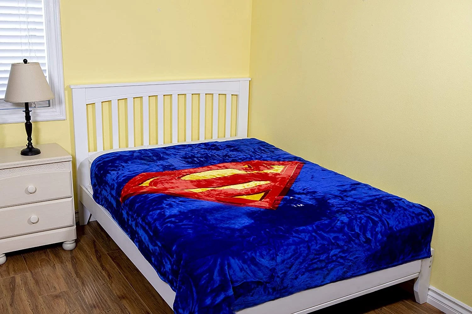 DC Superman Plush Blanket, Soft & Warm