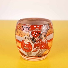 Elegante vaso artigianale in ceramica decorata