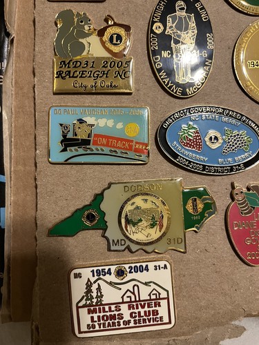 lions club pins lot - Picture 2 of 5