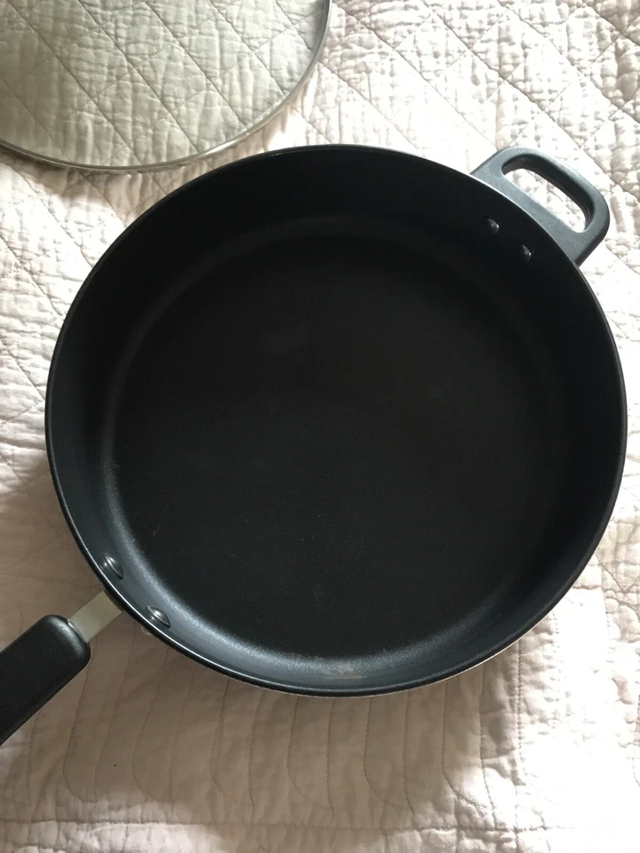 Cook’s Essentials 18/10 Edelstahl Antihaft Pfanne Groß Bratkasserolle Deckel - Bild 3 von 4