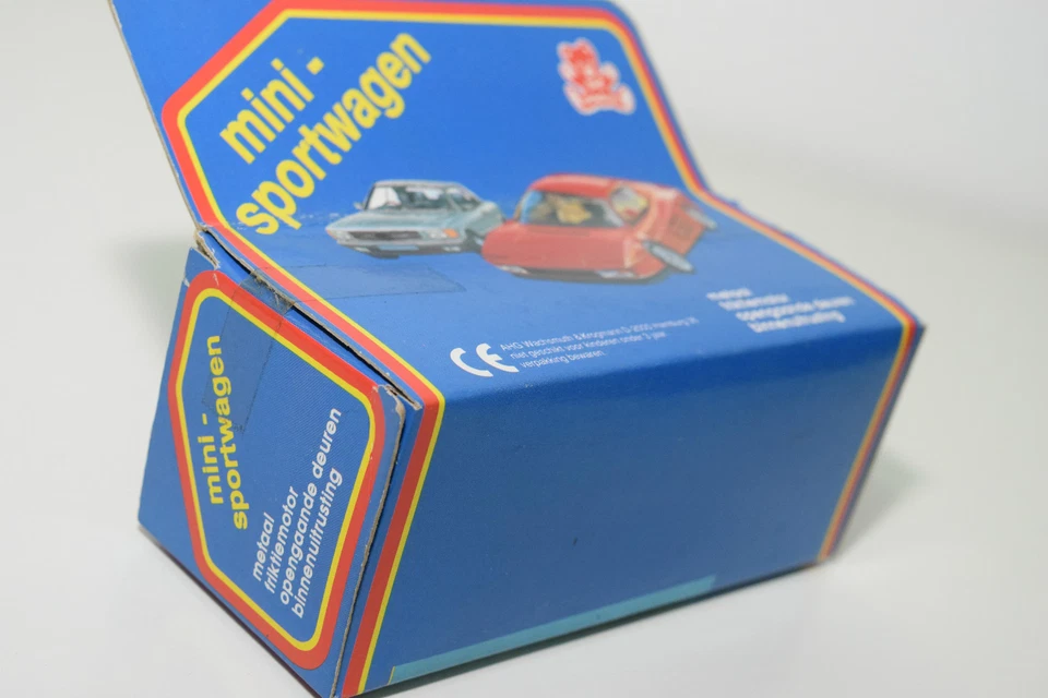 PLAYBEAR TRABANT CREMA CON MOTOR DE FRICCIÓN COMO NUEVO Foto 3 de 4