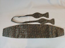 Carrot  Gibbs Boulder Tie  Cummerbund - Green Triangle Design - EUC -Free Ship