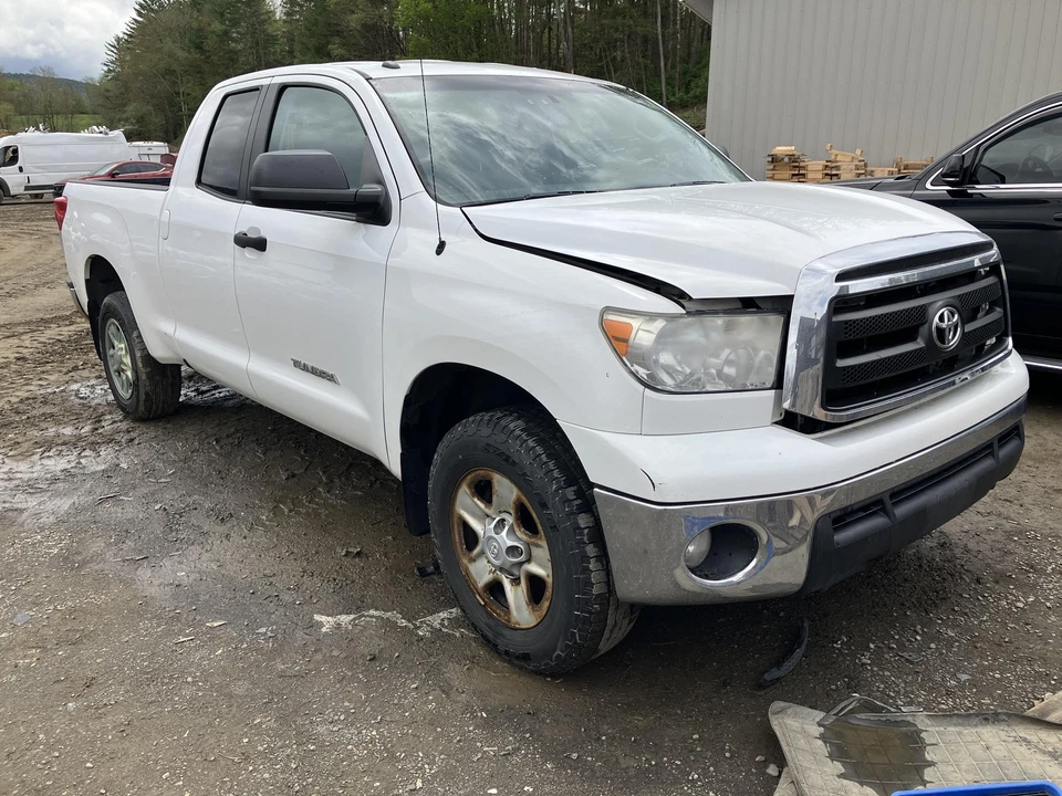 12 TOYOTA TUNDRA Rear Drive Shaft 4x4 (8 Cyl) 4.6l Crew Cab (5' 5" Box) Foto 3 de 4