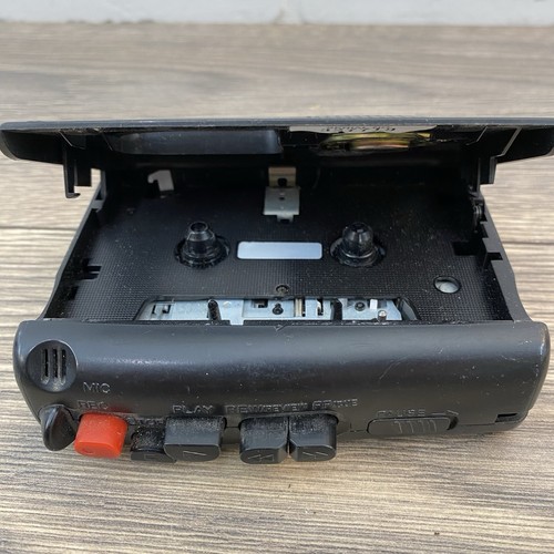 Sony TCM-323 Cassette Corder Personal Voice Tape Recorder getestet und funktionsfähig! - Bild 4 von 6