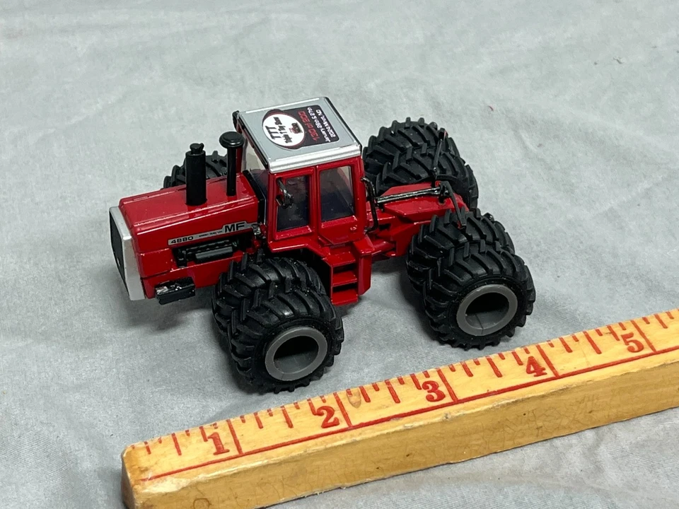 Massey Ferguson 4880 4WD Tractor TTT Toy Show Minot 2024 1:64 NIB - Image 2 of 4
