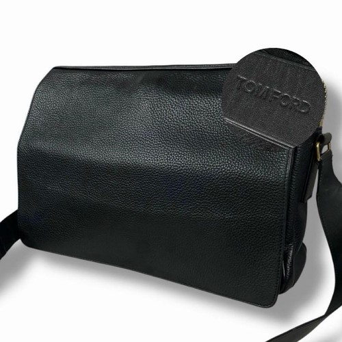 TOM FORD Black Messenger Shoulder Bag Leather