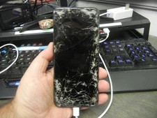 One Plus BE2015 Cell Phone MUST READ DESCRIPTION **CS14**