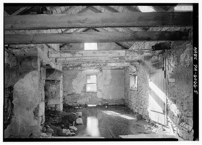 5. INTERIOR VIEW OF SPRING HOUSE - Royer House, Springfield Furnace, State
