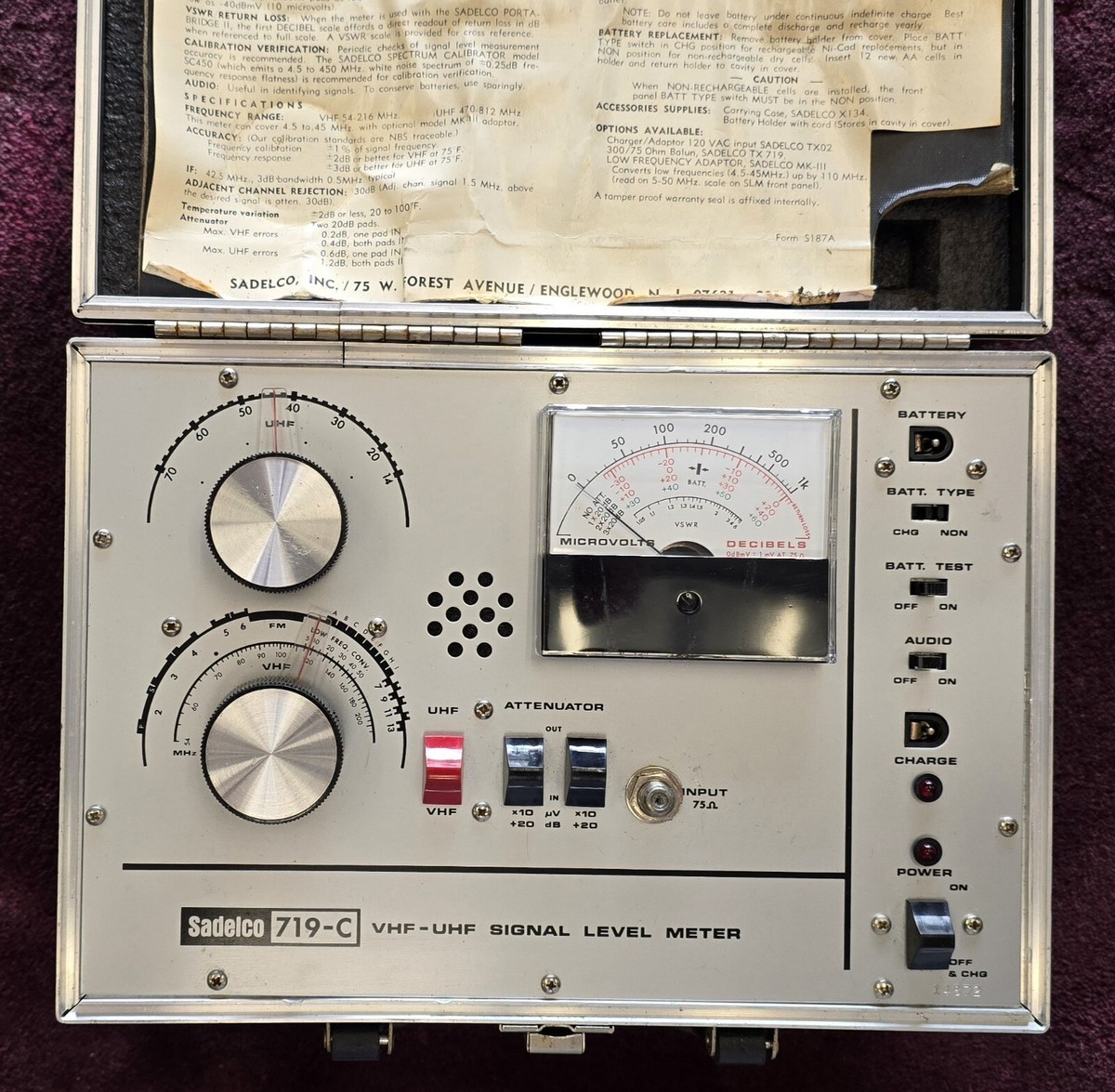Sadelco 719-C VHF-UHF Signal Level Meter - Battery & AC Power