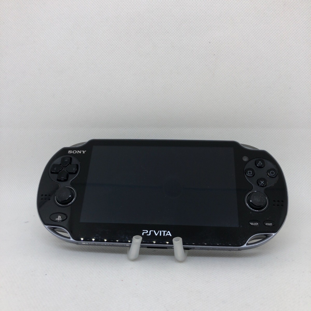 VITA　PCH-1100 Amazon.com: Sony PlayStation Vita 3G / Wi-Fi Model Crystal Black
