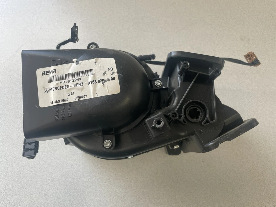 1998-2003 MERCEDES-BENZ ML320 ~ REAR HEATER BLOWER ~ A1638300308 ~ OEM PART - Image 2 of 4