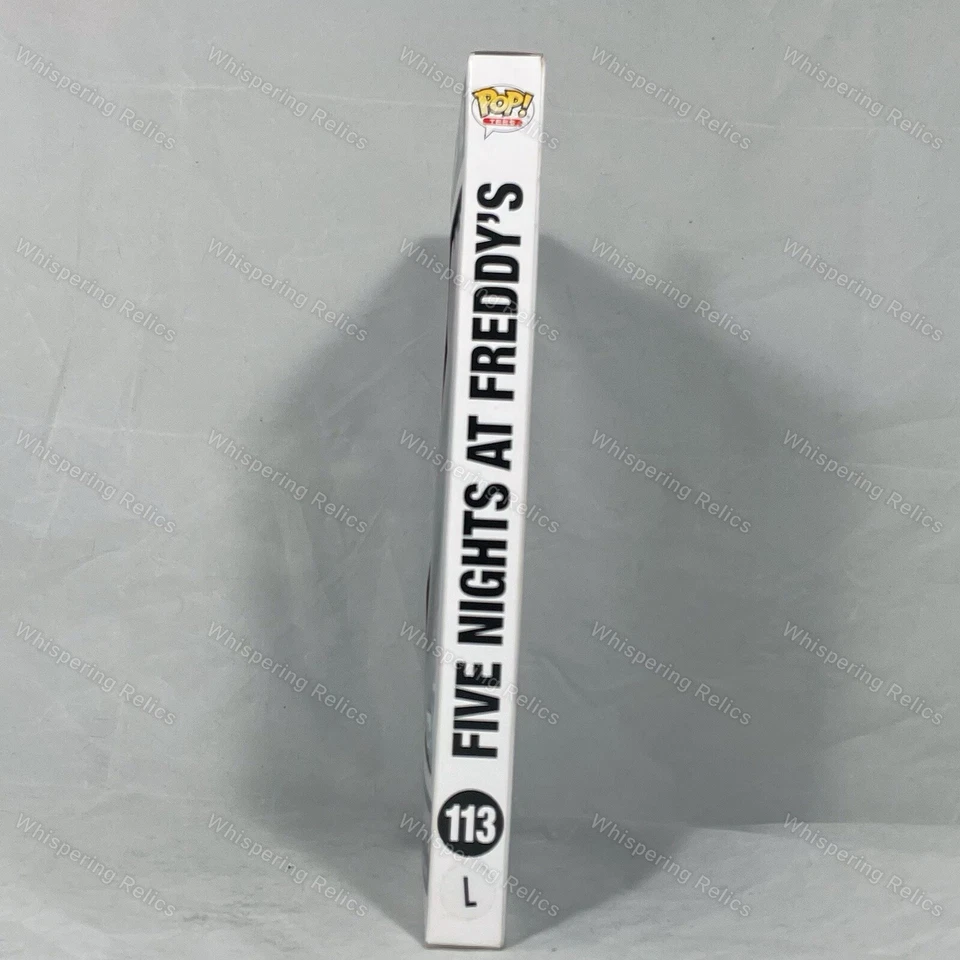 Nightmare Fredbear | Funko Five Nights at Freddy’s | Camiseta exclusiva de Toys R Us Foto 3 de 4