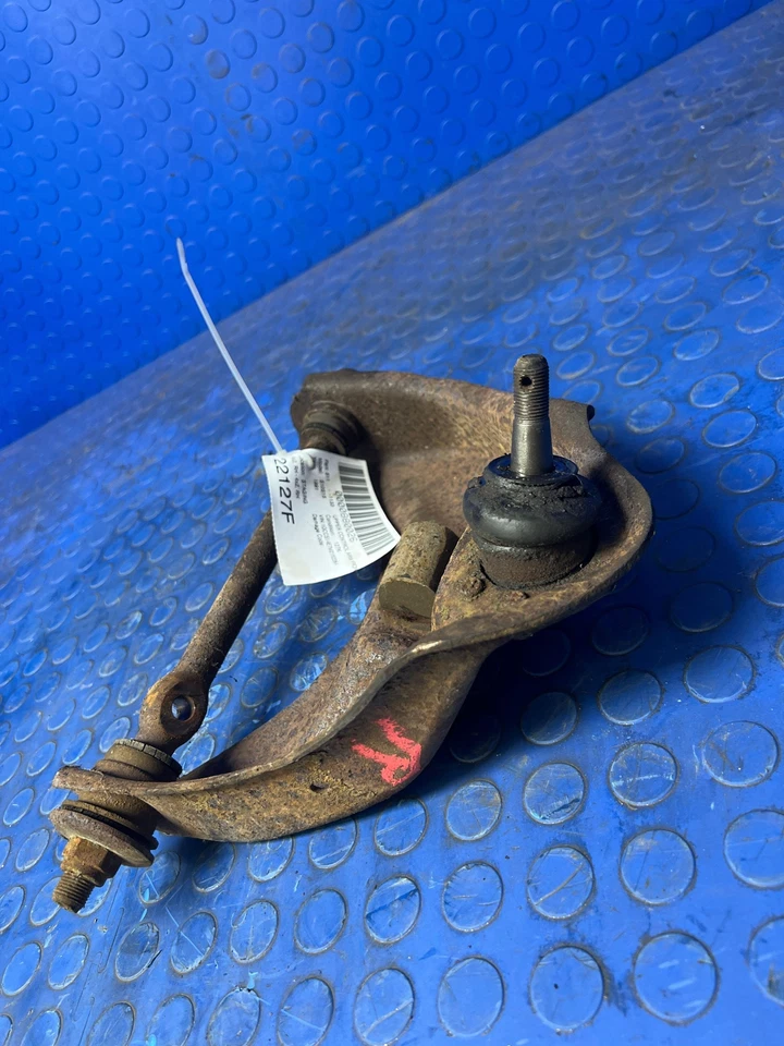 83 - 05 Chevy Blazer Front Upper Control Arm RH Passenger 4x2 ONLY OEM 19416899 - Image 3 of 4